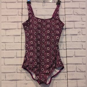 Lands' End Women's Size 16 Swimsuit One Piece Purple Pink Geometric Brand New